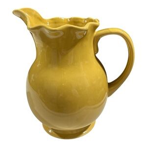 FLUTED SOLID YELLOW FOUR'S GIFT FARMHOUSE STYLE WATER BEVERAGE SERVING PITCHER